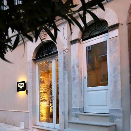 Acanto -Viaggio Barocco Ragusa Buitenkant foto