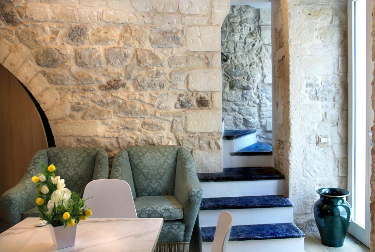 Acanto -Viaggio Barocco Ragusa Buitenkant foto