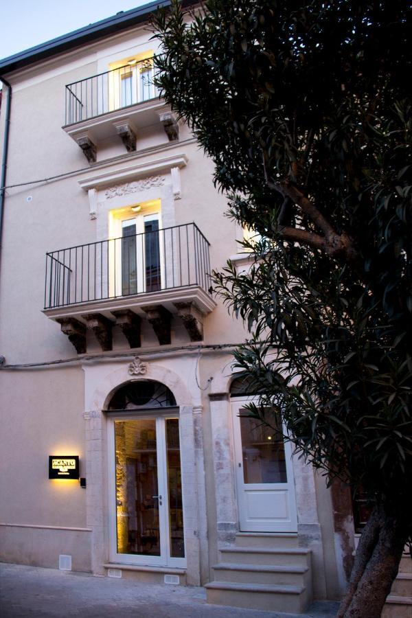 Acanto -Viaggio Barocco Ragusa Buitenkant foto